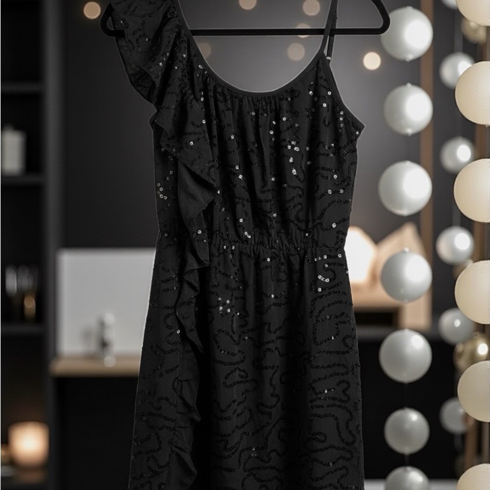 Envy Black Sequin Camisole Top | M | One-Shoulder Ruffle Party Cami